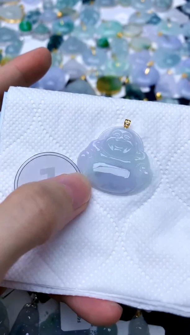 颈饰18K金镶嵌翡翠天然A货翡翠