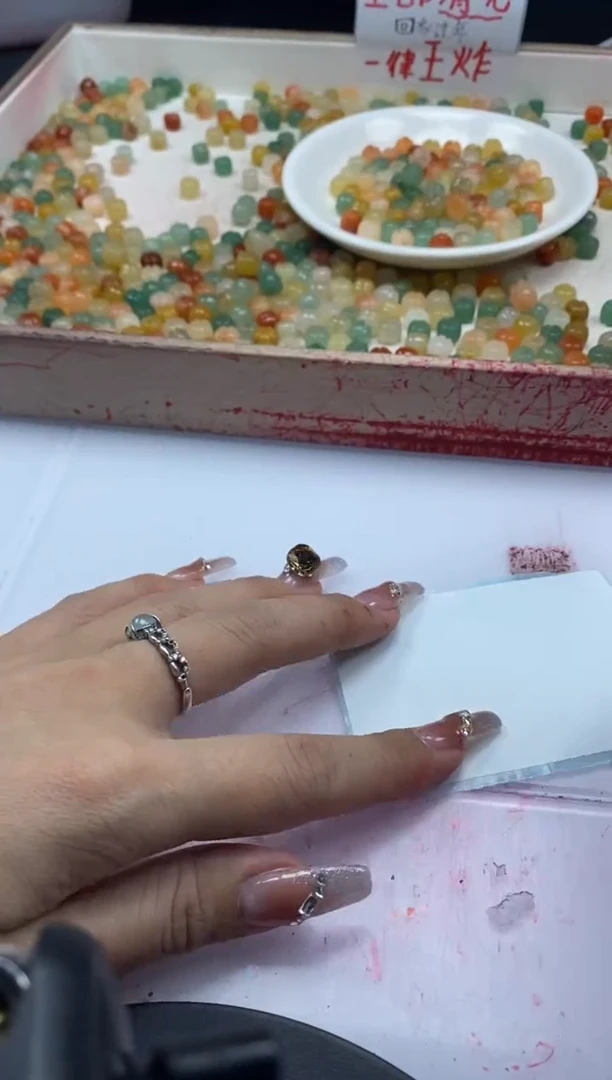 【闪购商品】玛瑙/玉髓颈饰未镶嵌w2292三彩金丝玉胖南瓜8mm*20