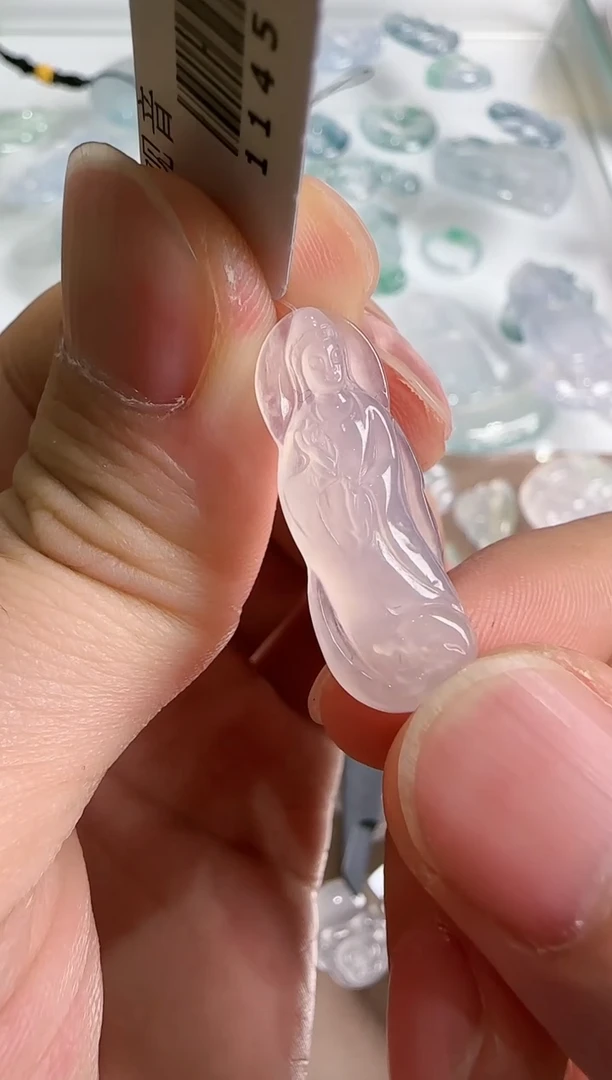 【闪购商品】翡翠吊坠(不含链)未镶嵌··