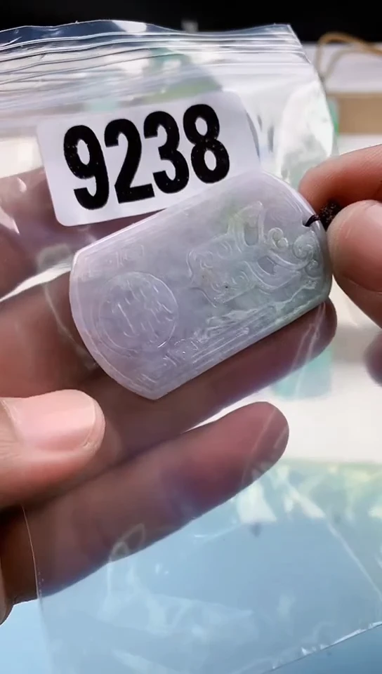 【闪购商品】翡翠挂件未镶嵌天然翡翠吊坠挂件