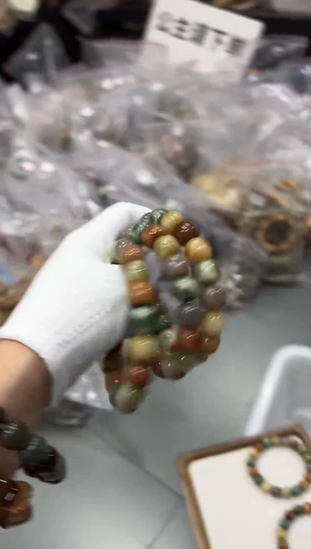 手串菩提根/象牙果14三花猫（409）