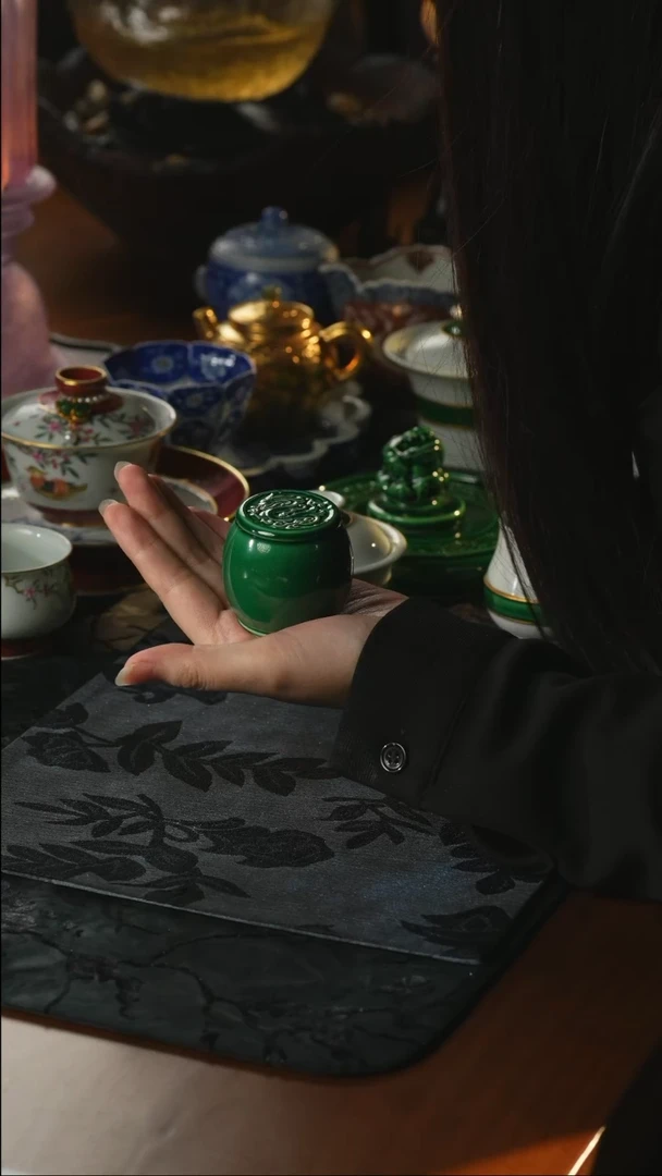 瓷片瓷唐里