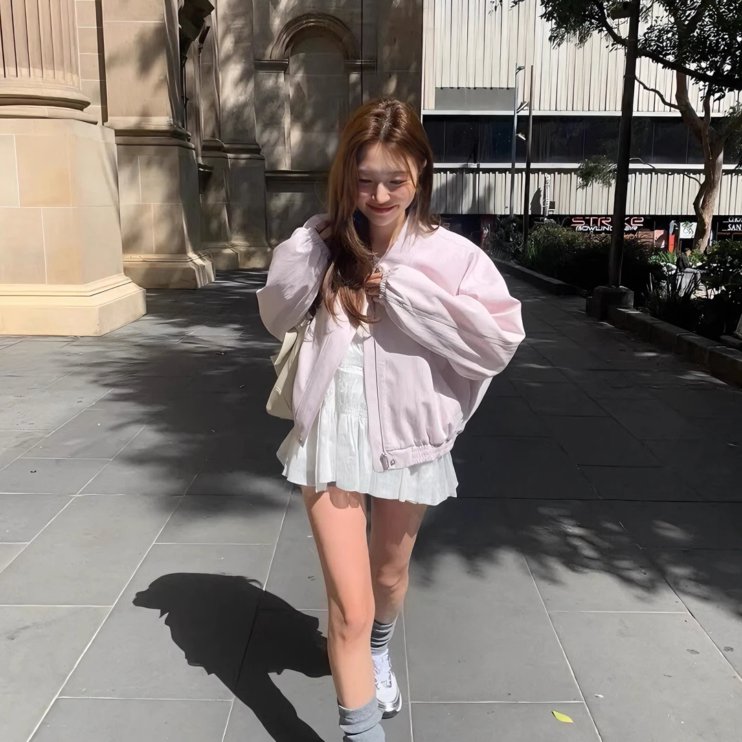 严可莱休闲翻领拉链短夹克外套女时尚
