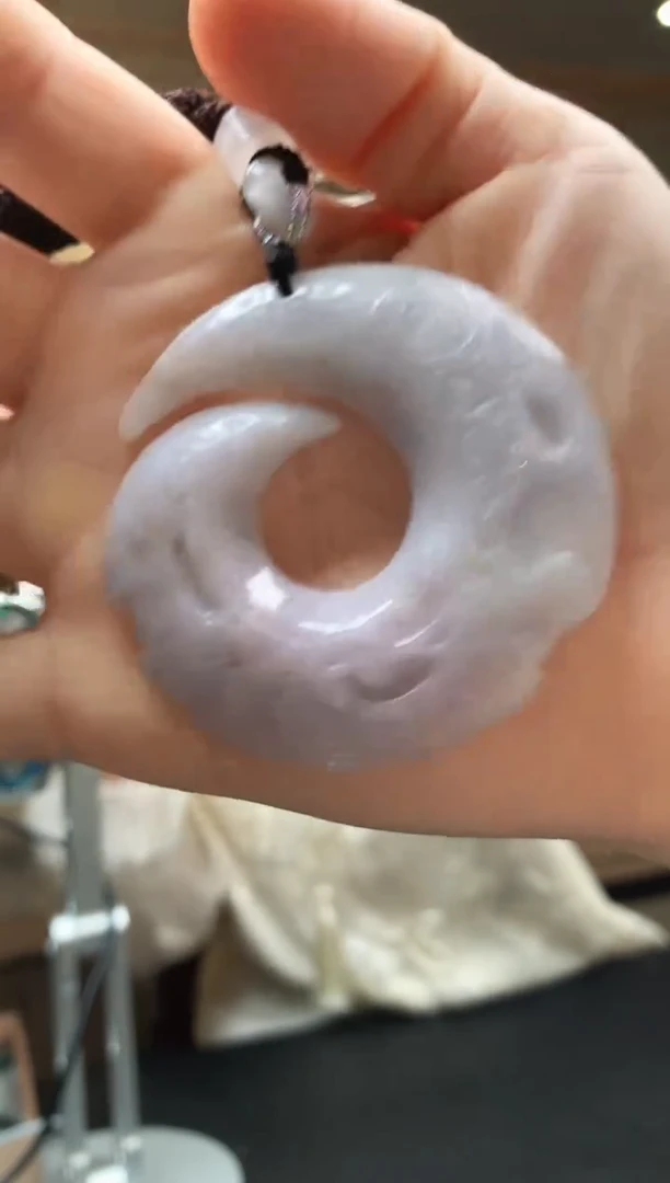 翡翠未镶嵌颈饰0424（03)