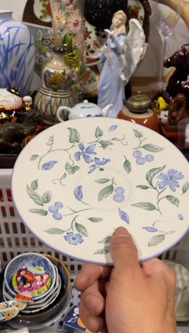 初**鱼瓷器 餐具 摆件 工艺品