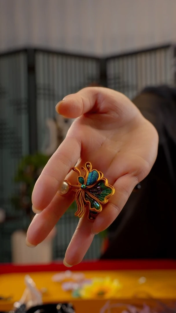 刺绣贝*非遗苏绣绒花手工饰品