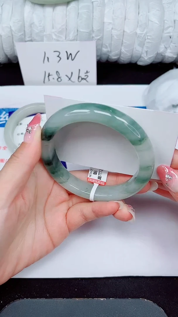 未镶嵌手镯石英质玉456-61/62