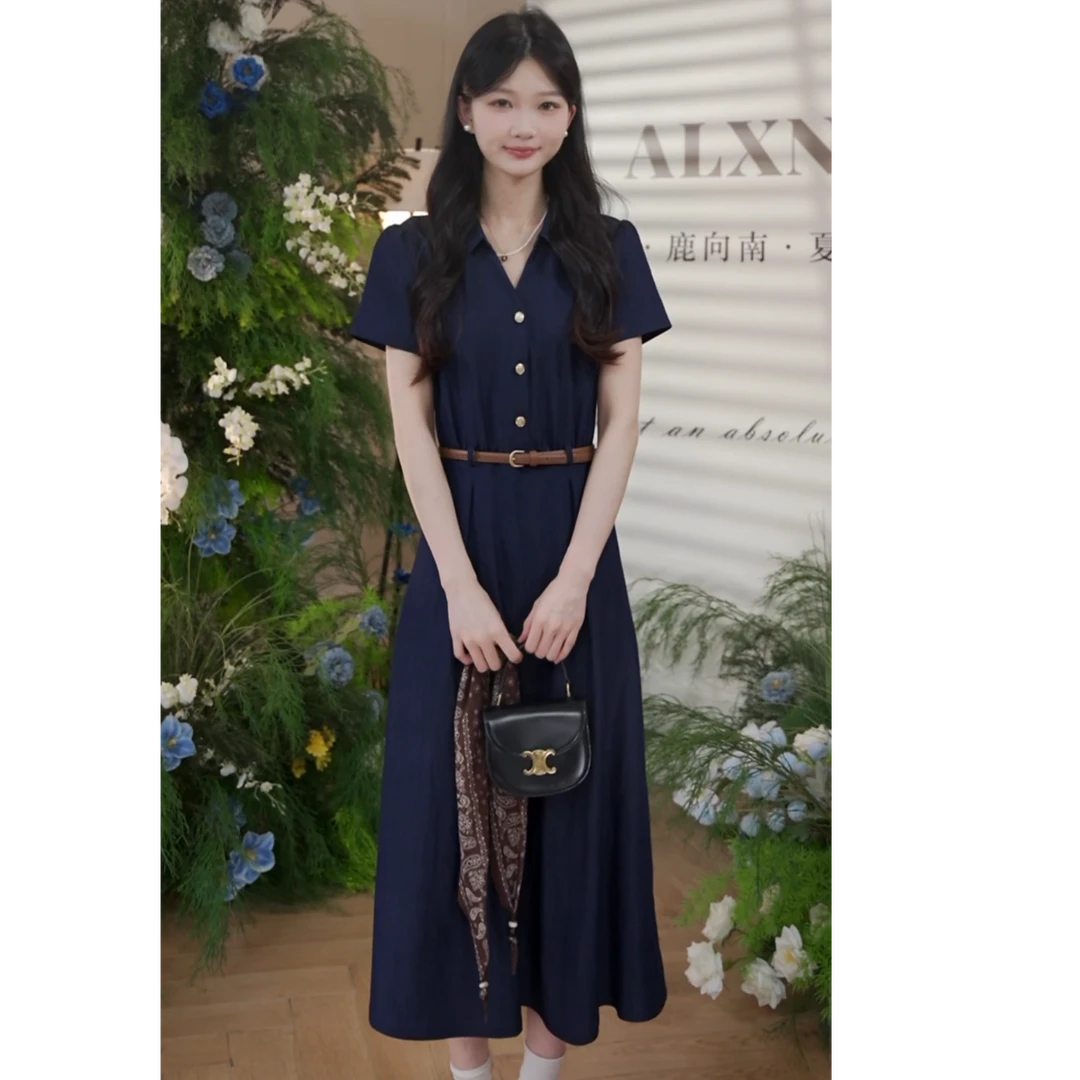 鹿向南「伦敦夏令时」法式复古气质女夏季新款通勤老钱风显瘦连衣裙