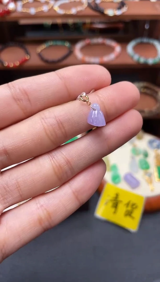 【闪购商品】翡翠吊坠(不含链)18K金镶嵌一个  JK688