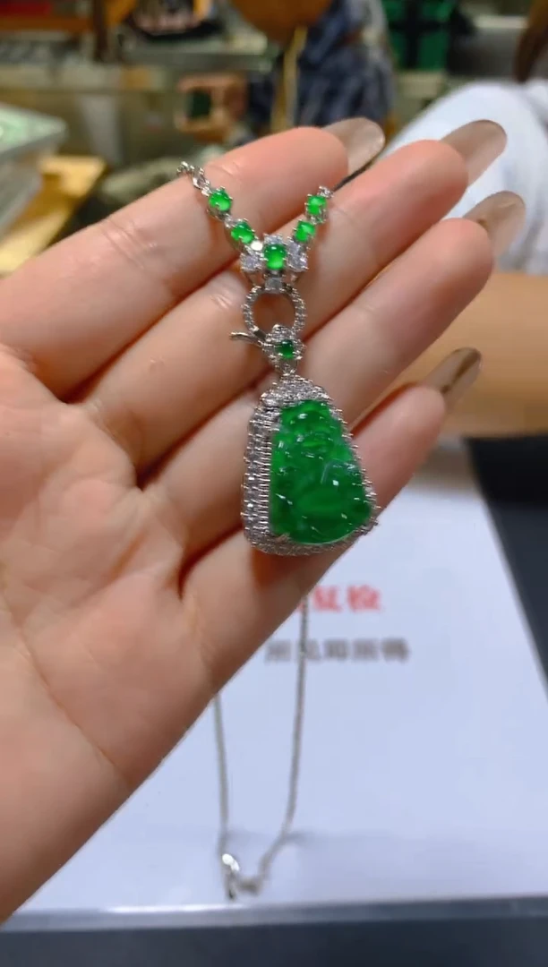 颈饰未镶嵌翡翠多样性发一