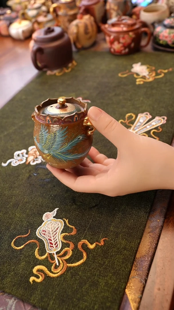 茶壶紫砂故宫青鸾手抓