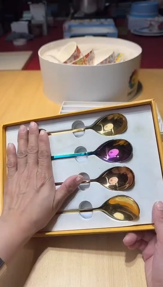 瓷片生活的本意开心啊@@1