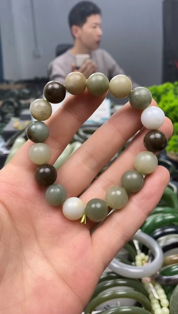 未镶嵌手镯和田玉12mm