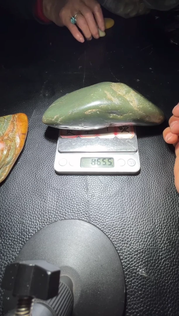 未镶嵌和田玉奇石9