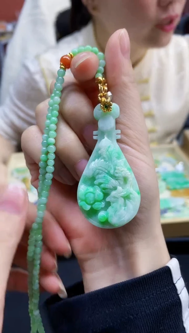 颈饰未镶嵌翡翠翡翠吊坠