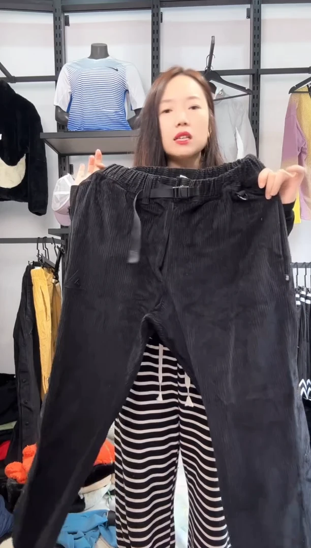 2676 编码  瑕疵直播间过款为准 尺码180
