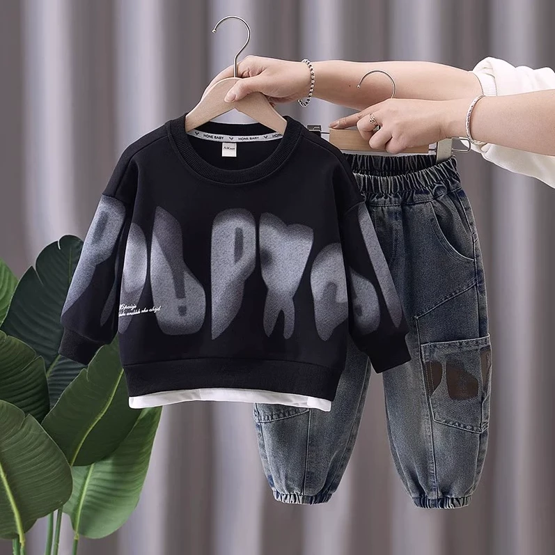 男童长袖卫衣牛仔裤套装2025春秋新款中小童时尚洋气男孩套装潮流