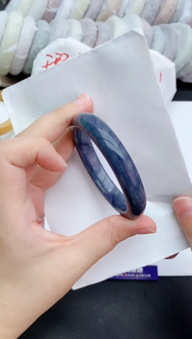 未镶嵌手镯石英质玉瑕疵195+53/54