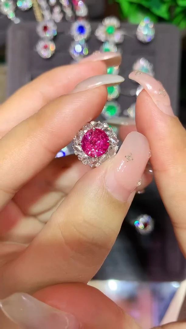 戒指蓝宝石18K金镶嵌3.12ct