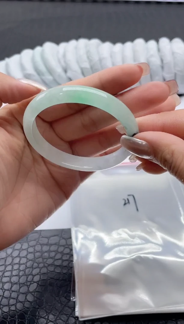 手镯所见即得所得拍啥发啥217