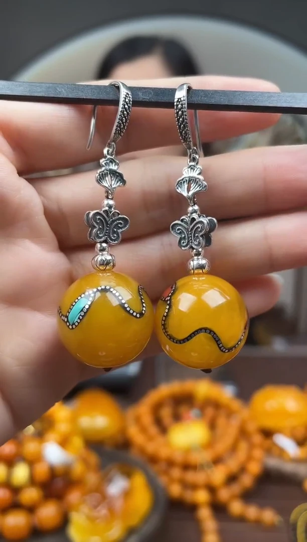 未镶嵌琥珀裸石首饰 假1赔4（多样性发货1件