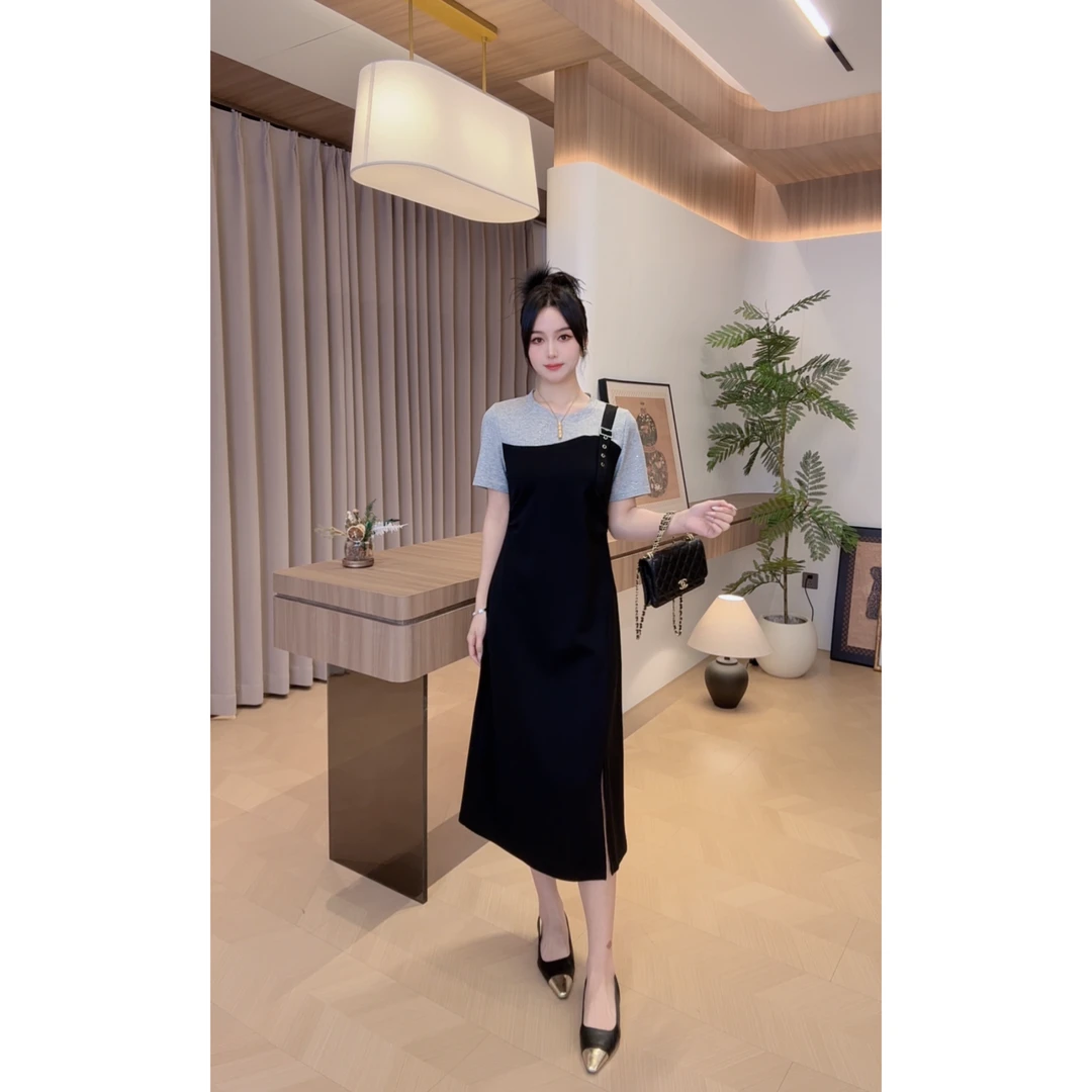 7138鱼鱼严选夏季新款假两件设计感拼接撞色款大码收腰显瘦连衣裙