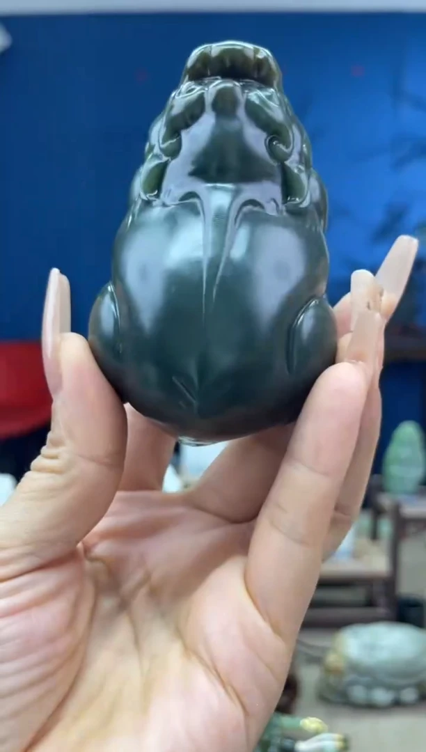 和田玉未镶嵌颈饰1