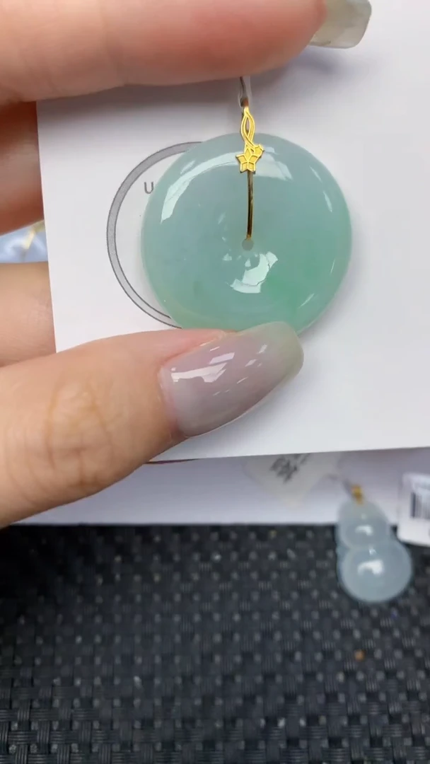 颈饰18K金镶嵌翡翠 天然缅甸翡翠a货百元以上9元证书费自理