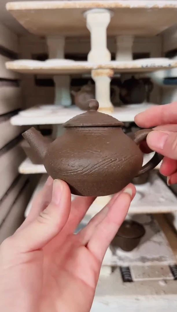 【闪购商品】冰碛岩陶制手工壶