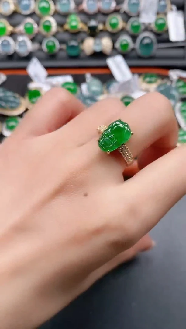 银S925镶嵌戒指翡翠1111