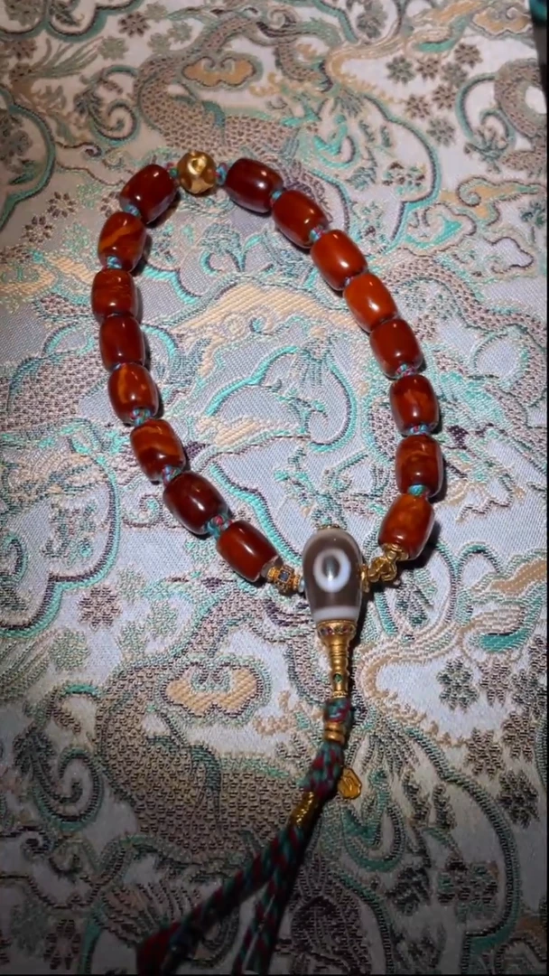 定制蜜蜡wr   手持