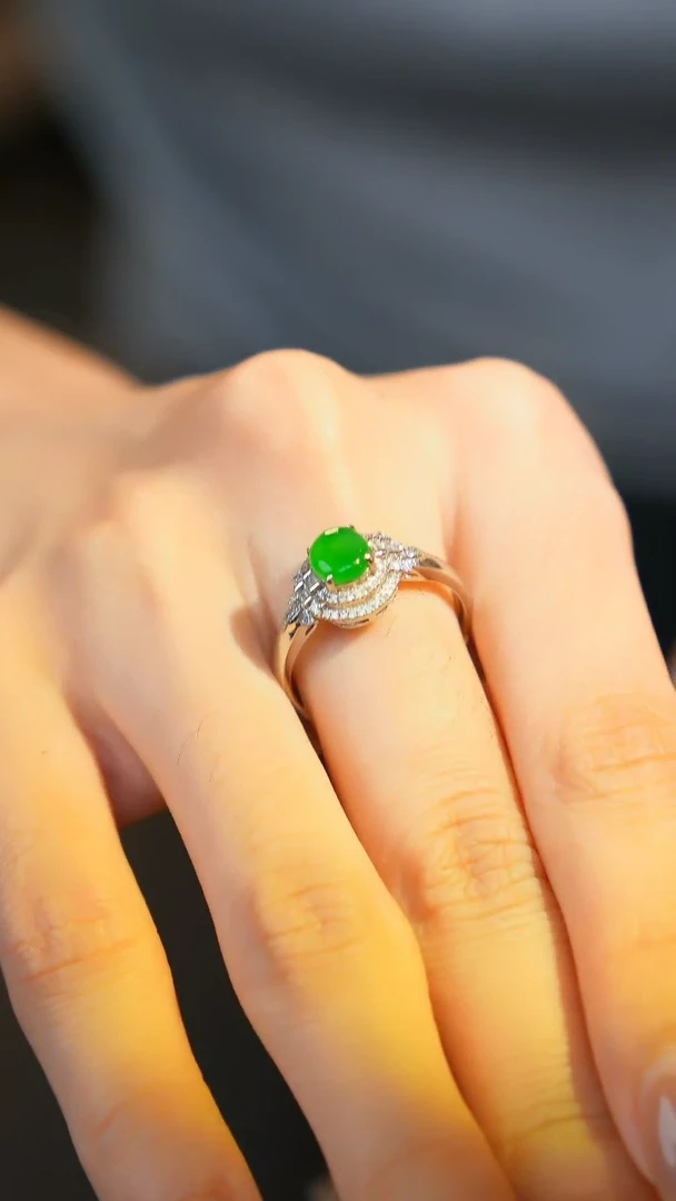 翡翠戒指未镶嵌戒指