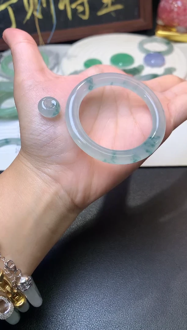 未镶嵌定制翡翠毛货
