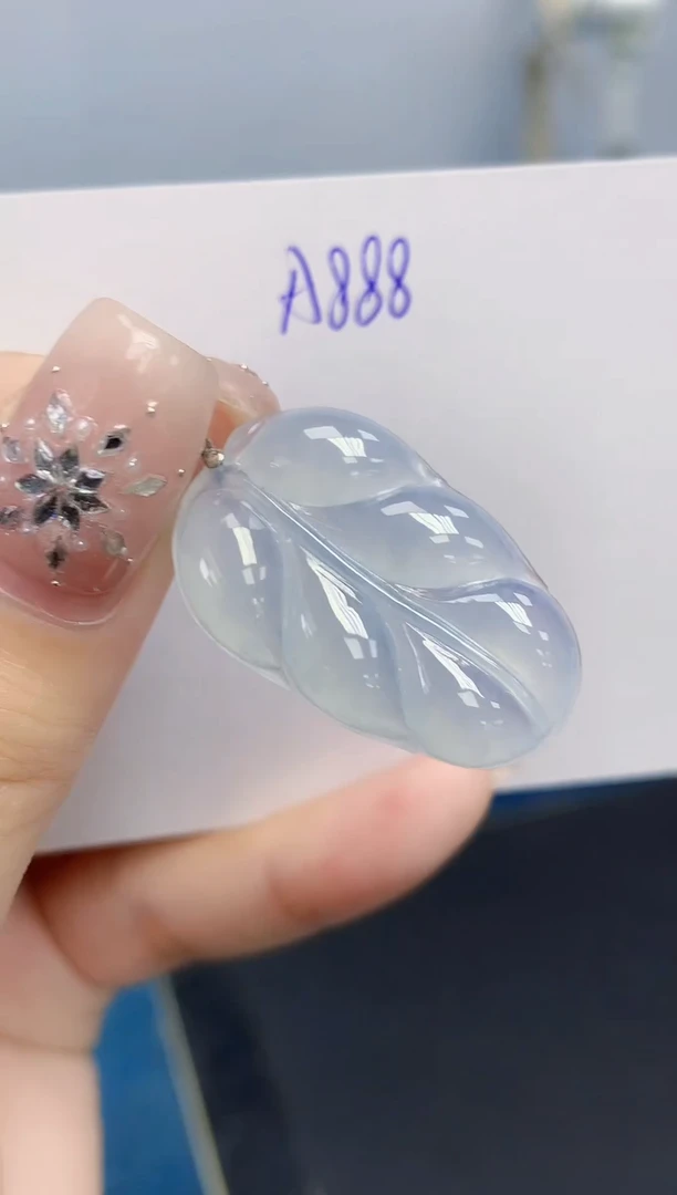 颈饰18K金镶嵌翡翠天然缅甸翡翠A货翡翠百元以上9元证书费自理