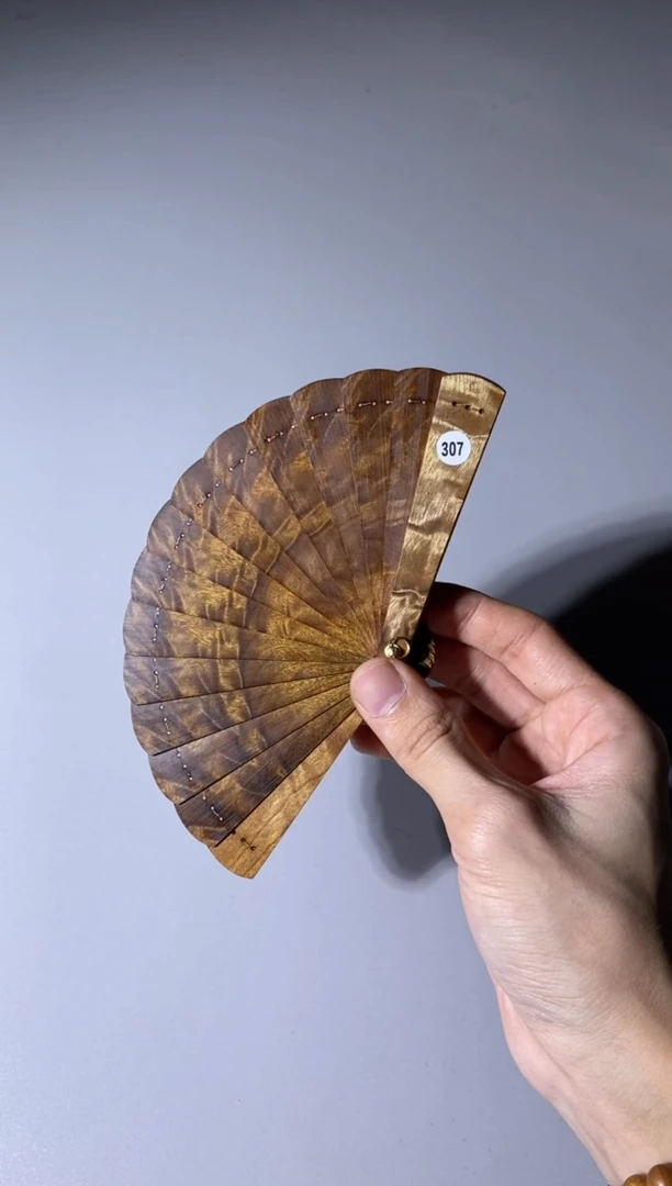 【闪购商品】金丝楠木雕307号10cm金丝楠迷你扇