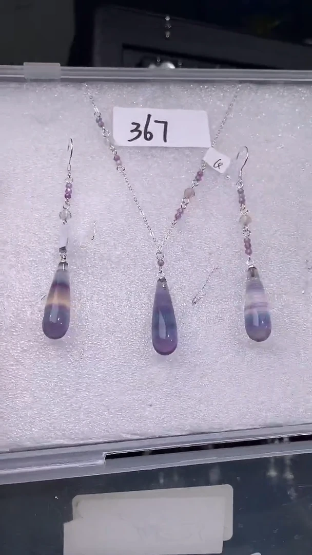 未镶嵌颈饰萤石喜欢拍