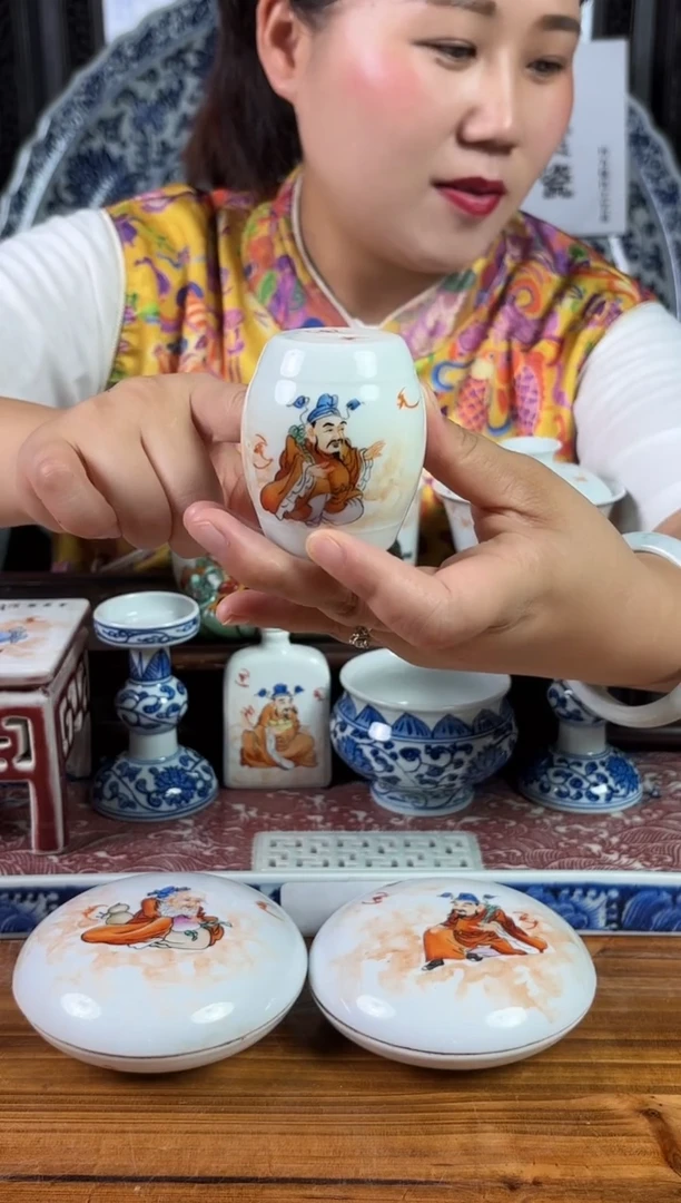 摆件景德镇陶瓷仿古摆件M612