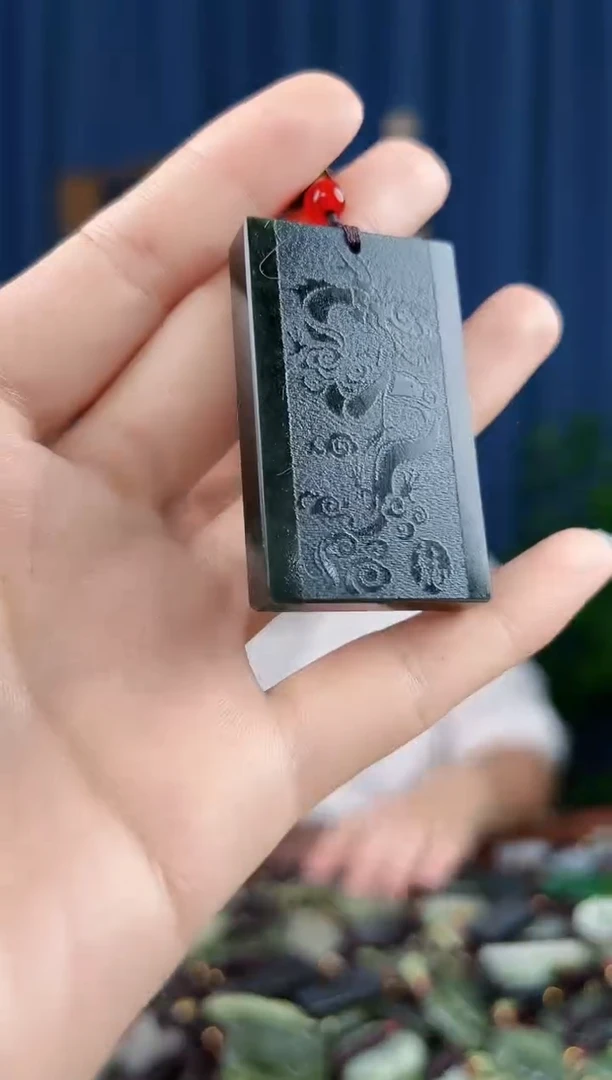 未镶嵌和田玉挂件拍一发一，