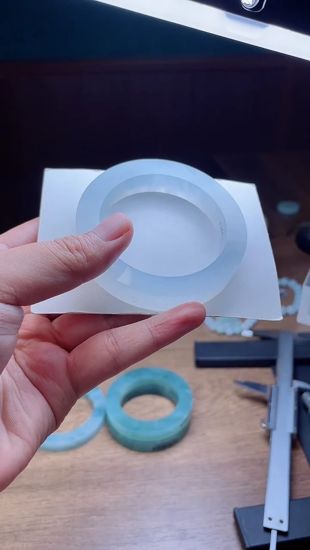 定制翡翠手镯未镶嵌妍*定制