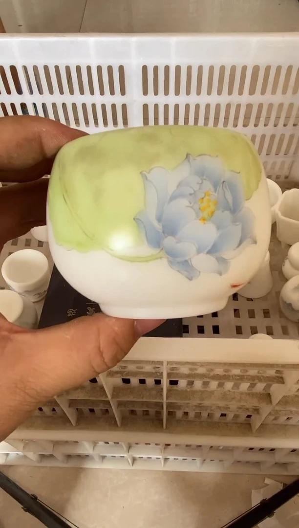 杯无运费险有瑕疵的摄影的产品有使用过的痕迹有点脏介意勿拍