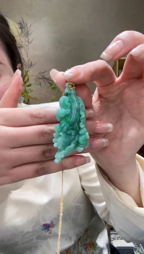 【闪购商品】翡翠颈饰未镶嵌吊坠