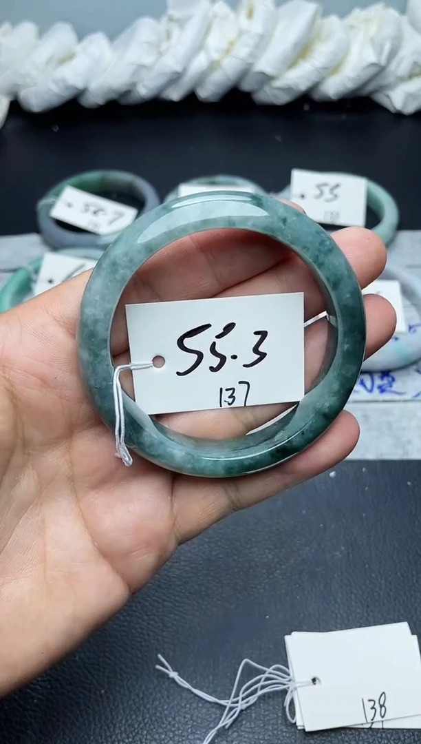 未镶嵌手镯翡翠137