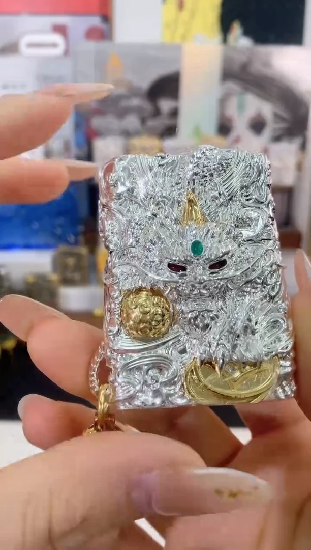 镜面ZIPPO灵动貔貅【五个颜色可选】带礼盒+油+火石