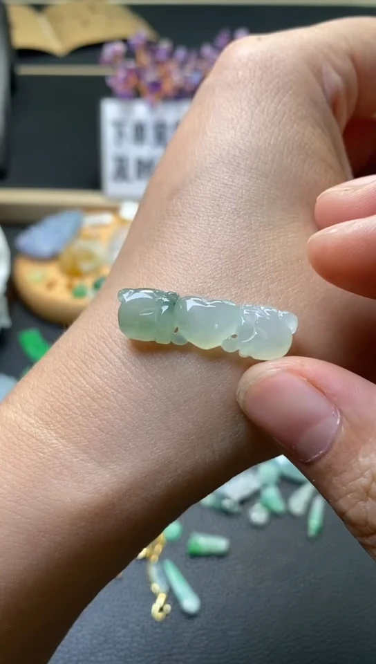 翡翠未镶嵌颈饰翡翠净货30879