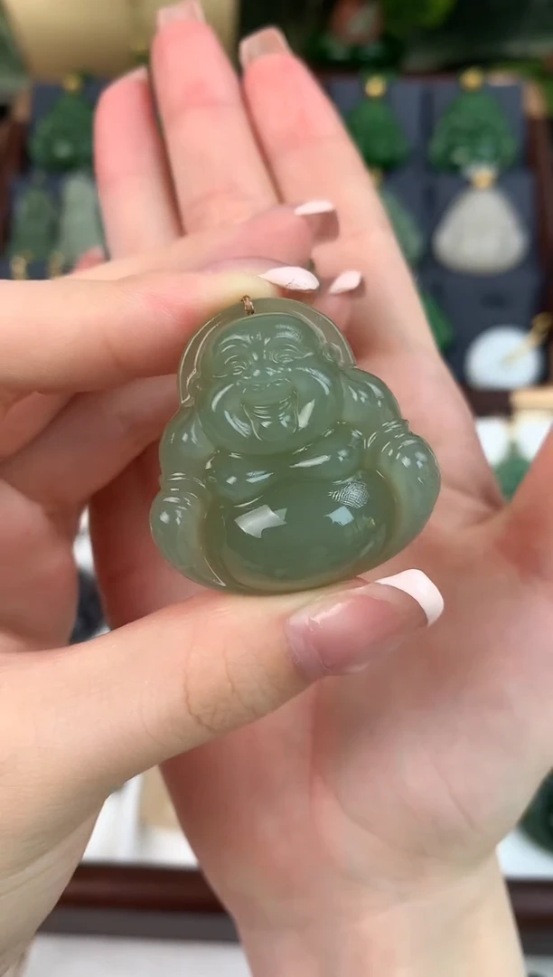 颈饰未镶嵌和田玉吊坠35mm