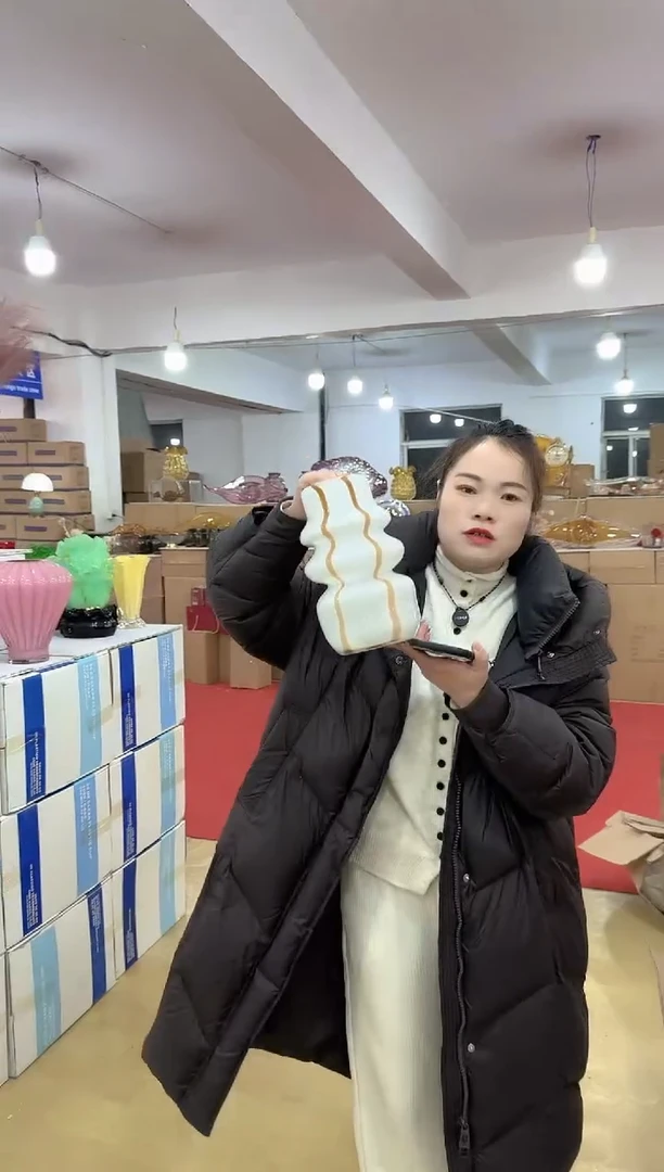 【闪购商品】无铅玻璃甄选花器-f-早47