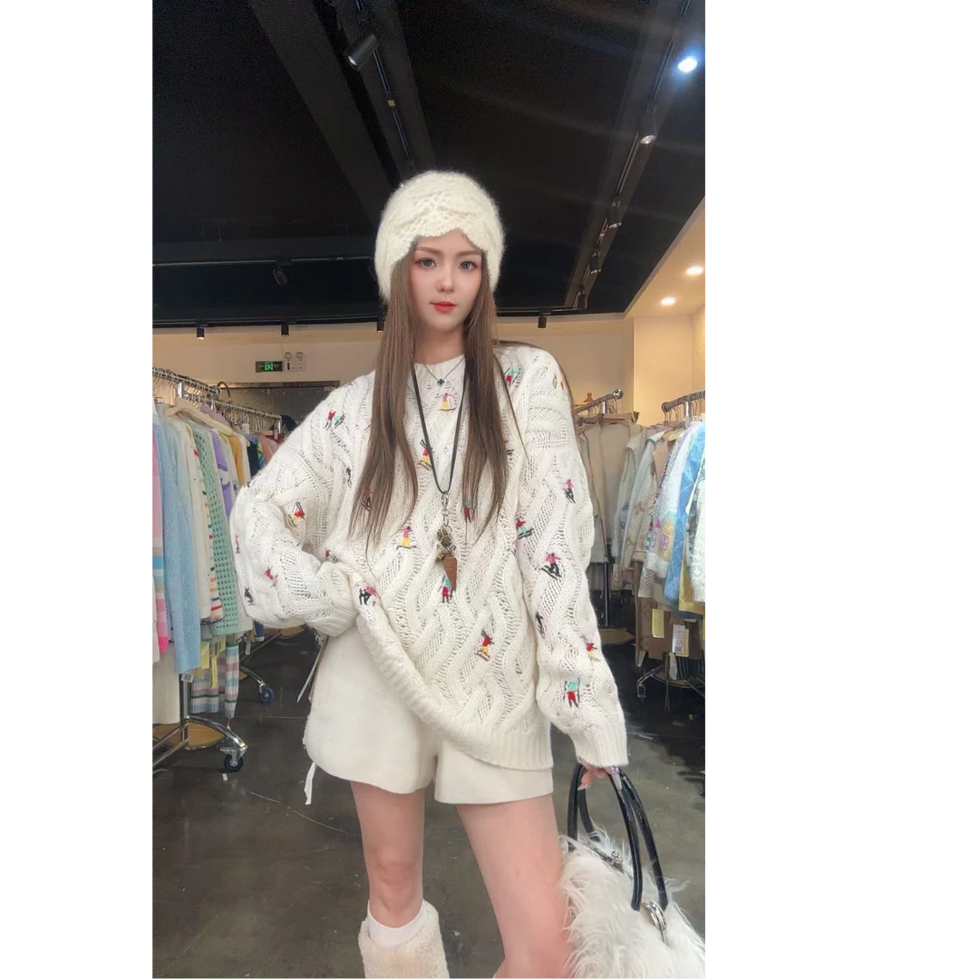 【滑雪大冒险】268124-100%山羊绒针法手绣圆领