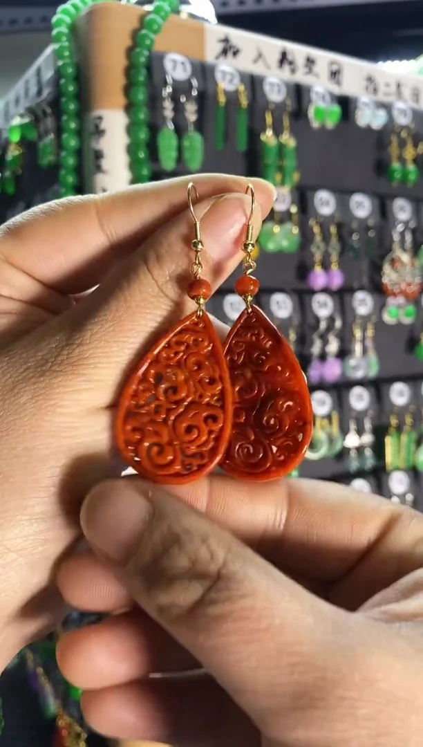 【闪购商品】翡翠耳饰银S925镶嵌352....