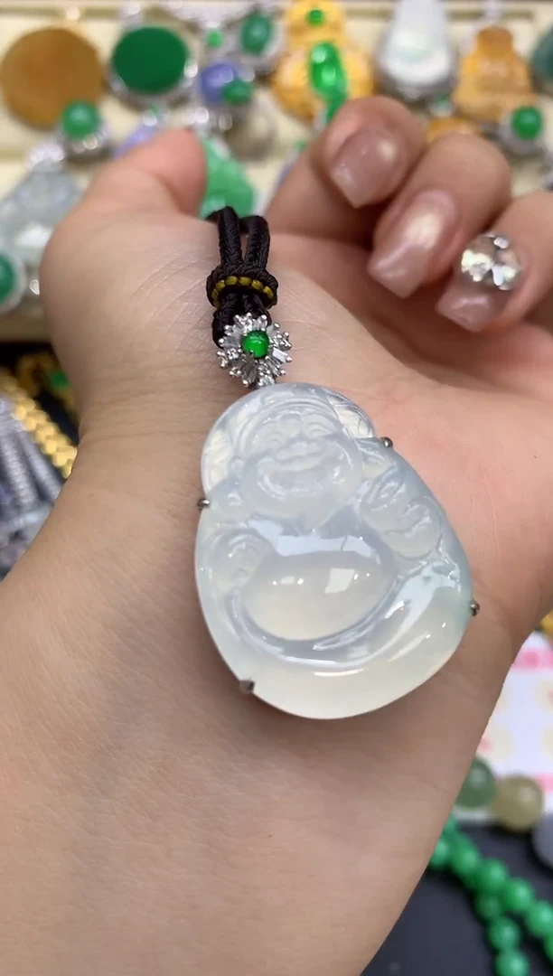 颈饰18K金镶嵌翡翠333-中国好珍宝