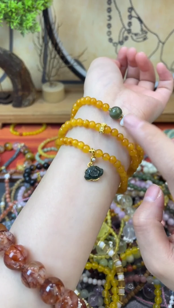 【闪购商品】蜜蜡手链未镶嵌196手串